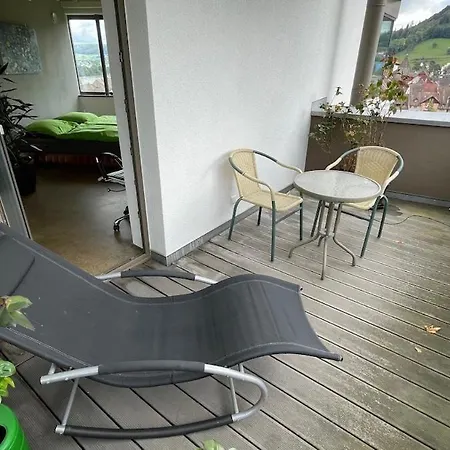 Panoramic Apartment, Carport, Public Transport *